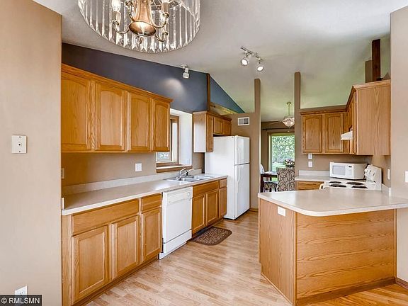 2nd image of 5701 Egret Ave