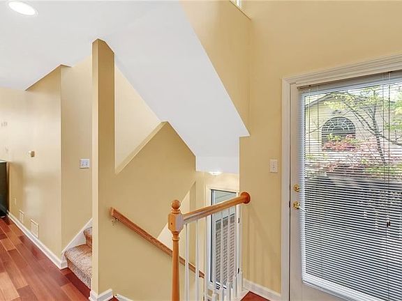 2nd image of 23 Lakeridge Dr