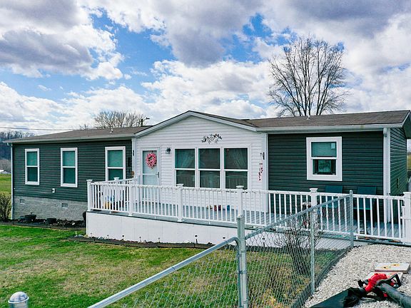5th image of 295 Medlock Ln