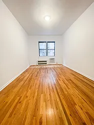 Rented by Urban Real Estate Inc