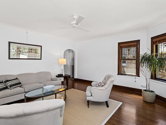 5th image of 1719 N Newcastle Ave
