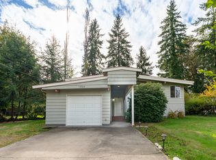15323 SE 42nd St, Bellevue, WA 98006