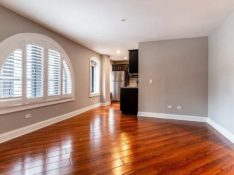 Somerset Place Apartments — Photo 31