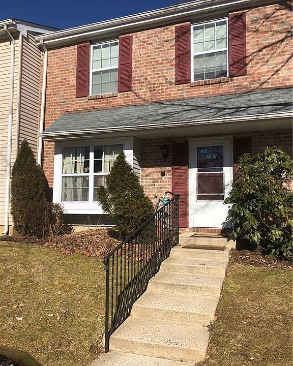1st image of 292 Palombi Ct #292