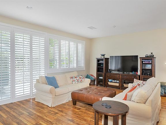 4th image of 6427 Alexandri Cir