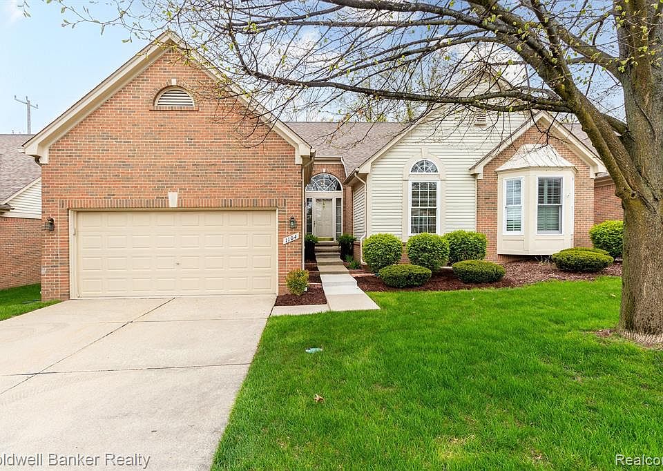 1104 Churchill Cir, Rochester, MI 48307 | Zillow