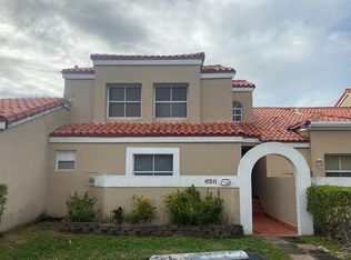 6511 SW 132 Court Cir, Miami, FL 33183
