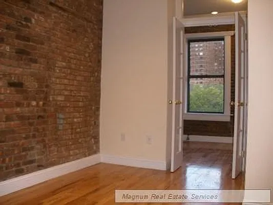 Rented by Magnum Realty Holdings, LLC | media 49