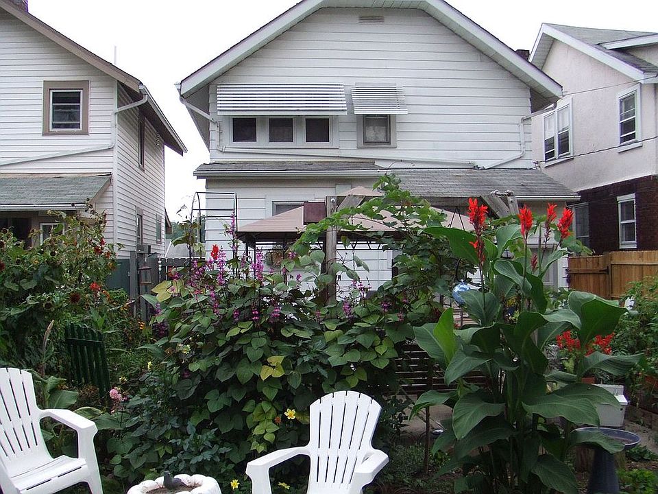 back of 431 Eldridge