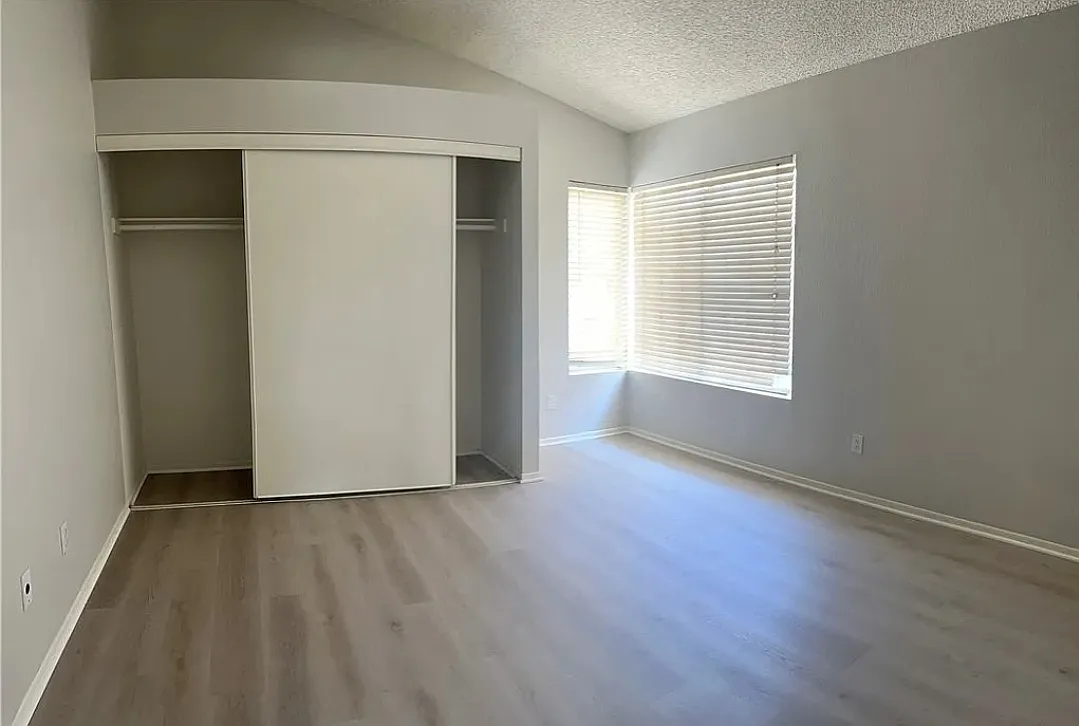 Tonikan Dr, Moreno Valley — Photo 4