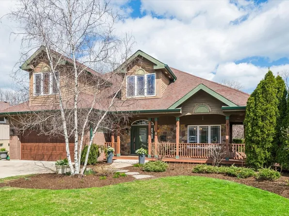 1311 Carlisle Pl, Deerfield, IL 60015