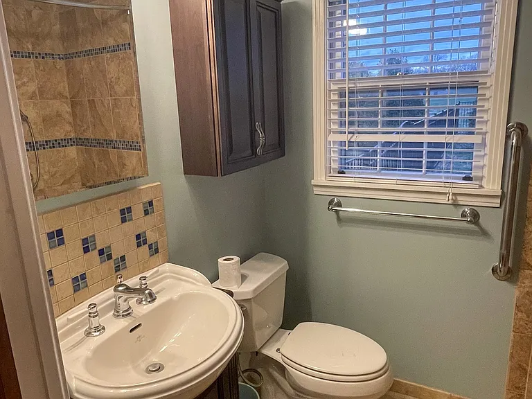 1814 Avon Rd — Photo 21