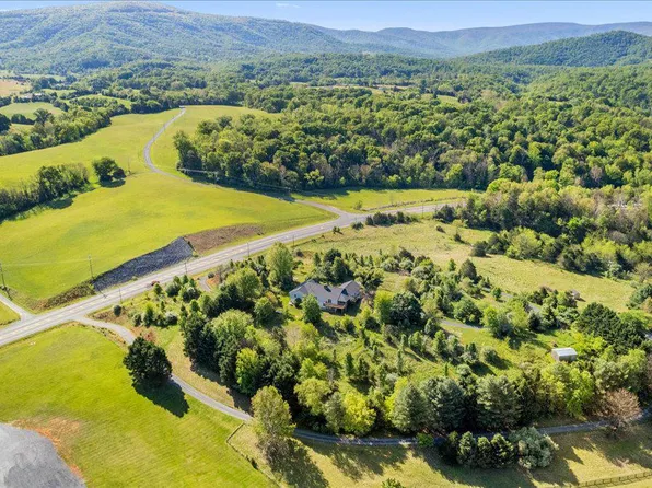 7525 Stonewall Jackson Hwy, Front Royal, VA 22630