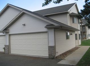 910 20th St APT 2, Prairie Du Sac, WI 53578