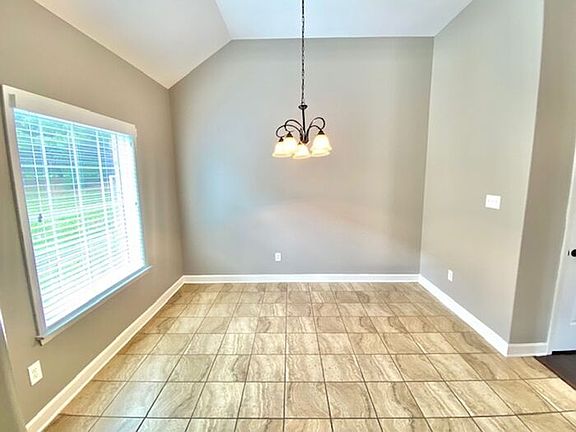 5th image of 6738 Jessie Hoyt Dr
