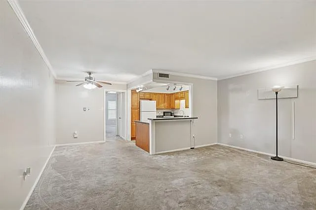 2732 Whitney Pl #209 — Photo 6