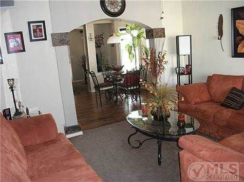 3rd image of 10396 Valle Del Mar Dr