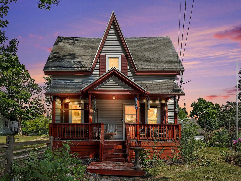 1st image of 48 Burgess Dr