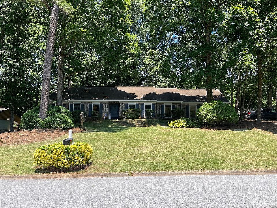 1st image of 1024 Hodges Way