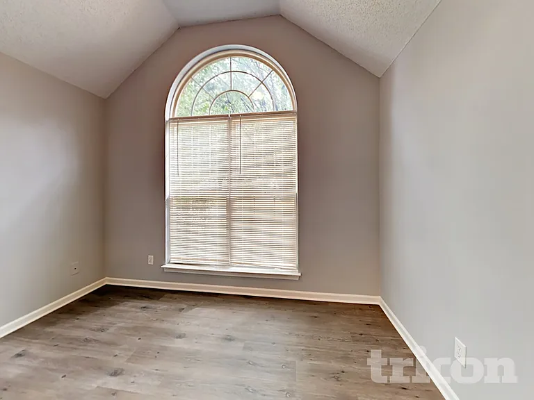1206 Grass Meadows Ct — Photo 12