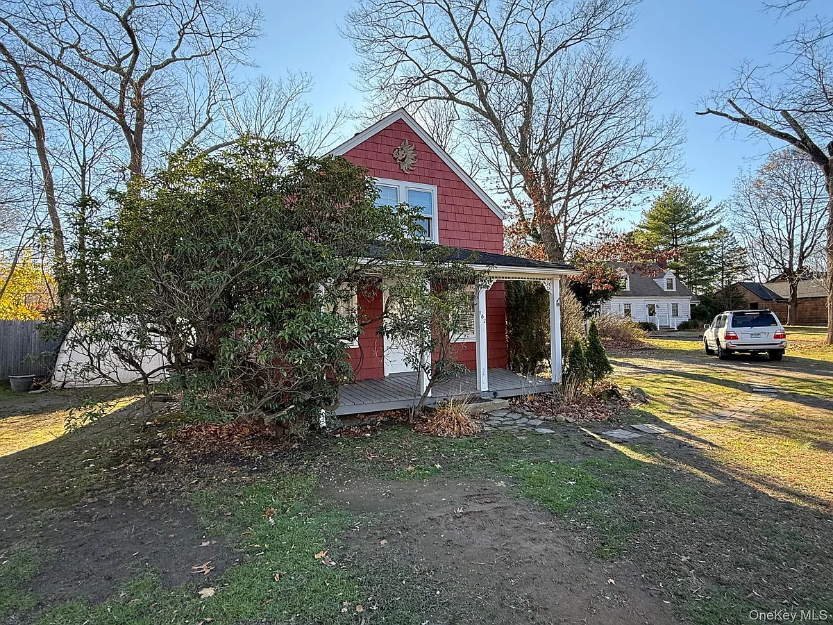 Building Photo - 182 Maple Hill Rd