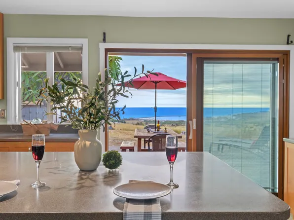 62-3305 Hulukupuna St #J, Kamuela, HI 96743