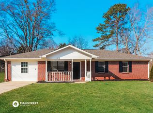 165 Grove Creek Dr, Locust Grove, GA 30248