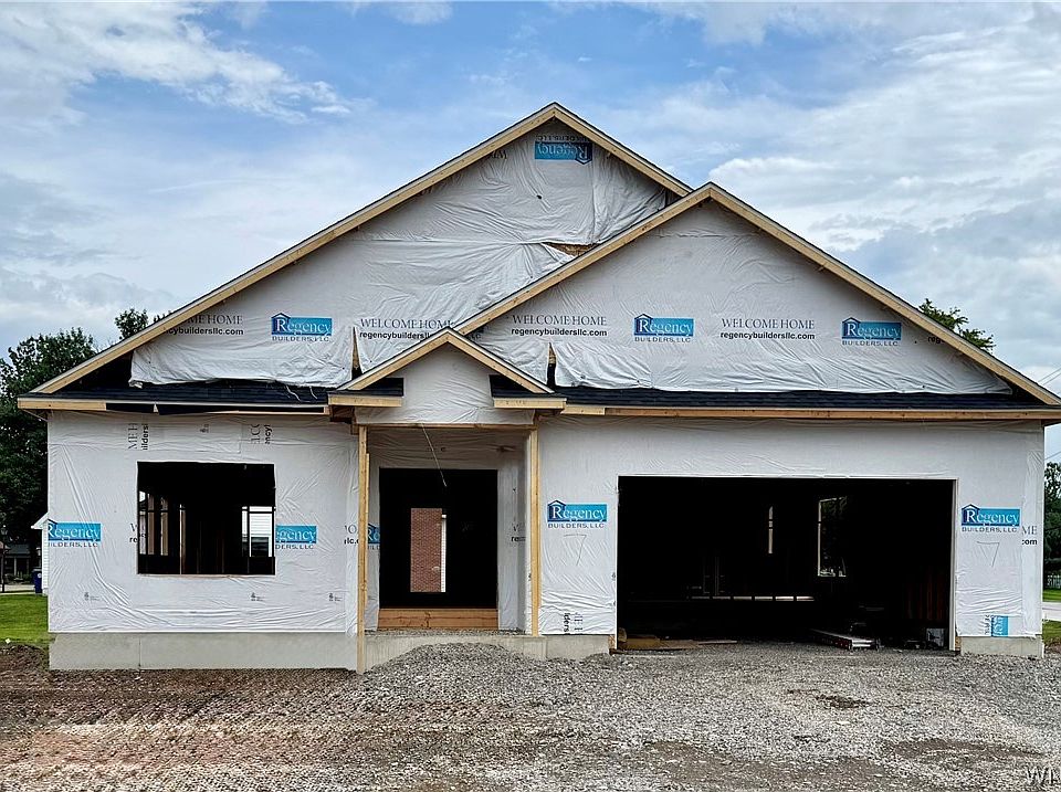 1st image of 7 Birch Ln