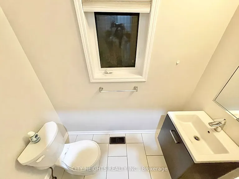 147 Baffin Cres #MAIN — Photo 20
