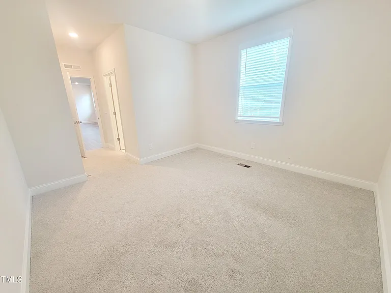 121 Scoville Rd — Photo 33