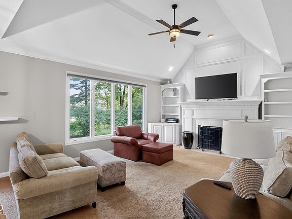4th image of 11277 Williams Ct