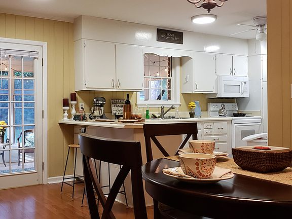 Dining Open to Kitchen