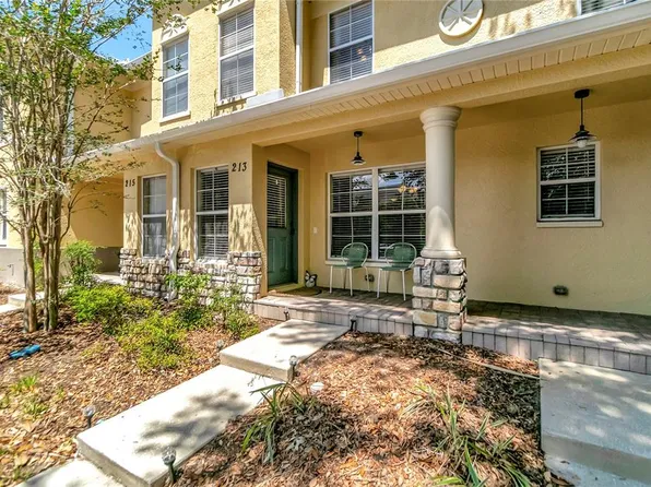 213 Draw Bridge Ln, Valrico, FL 33594