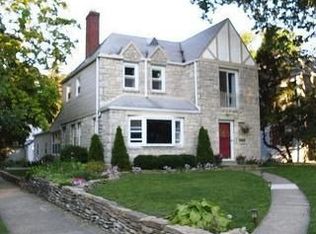 204 S Stanwood Rd, Bexley, OH 43209