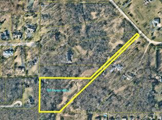 160 Clover Hill Ln, North Barrington, IL 60010