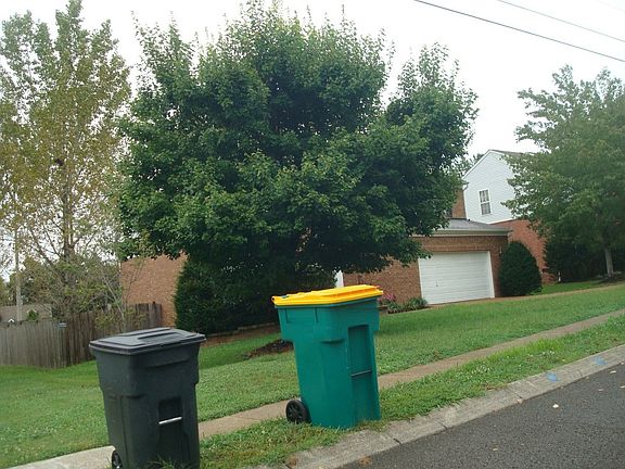 3rd image of 2635 Churchill Dr