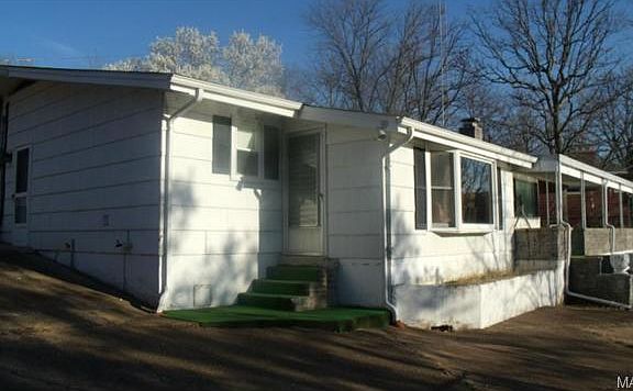 4th image of 120 N Lake Dr