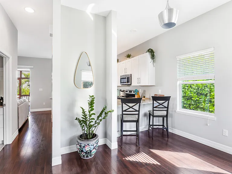 3037 Lunar St — Photo 4