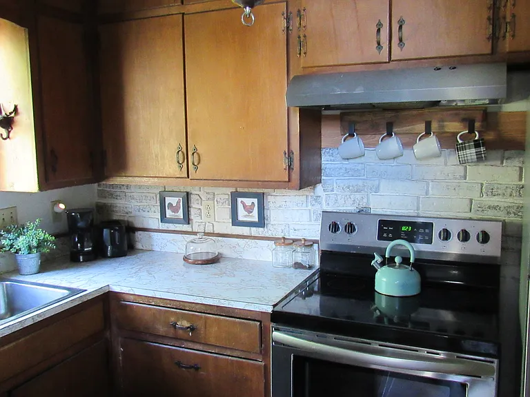 340 Goheen St — Photo 47