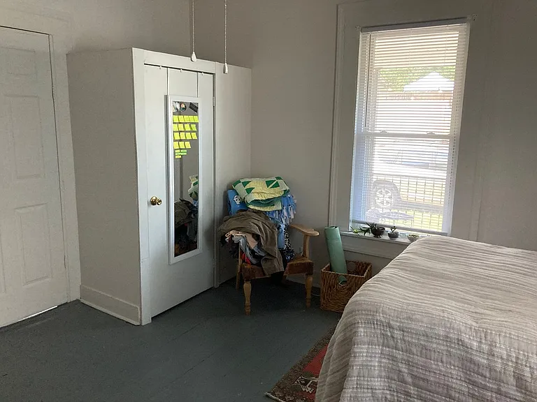 410 Gray Ave — Photo 12