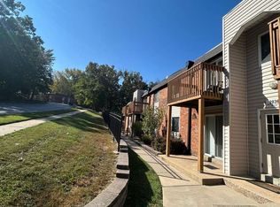 2832 Blackforest Dr #2, Saint Louis, MO 63129