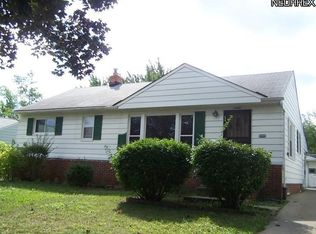 20686 Centuryway Rd, Maple Heights, OH 44137