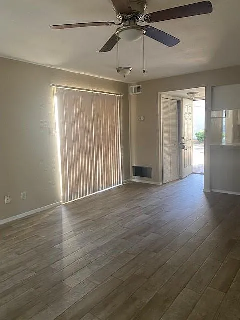 15919 Golf Club Dr — Photo 4