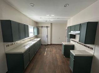 8738 S Houston Ave, Chicago, IL 60617