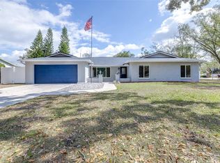 15401 Woodcastle Pl, Tampa, FL 33613