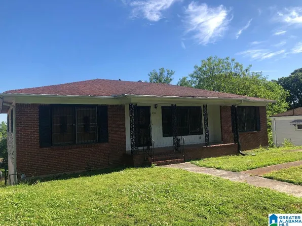 2720 20th Pl W, Birmingham, AL 35208