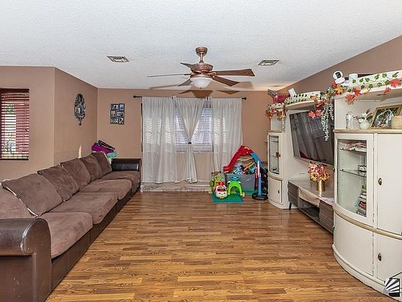 2nd image of 2097 W Del Sol Ln