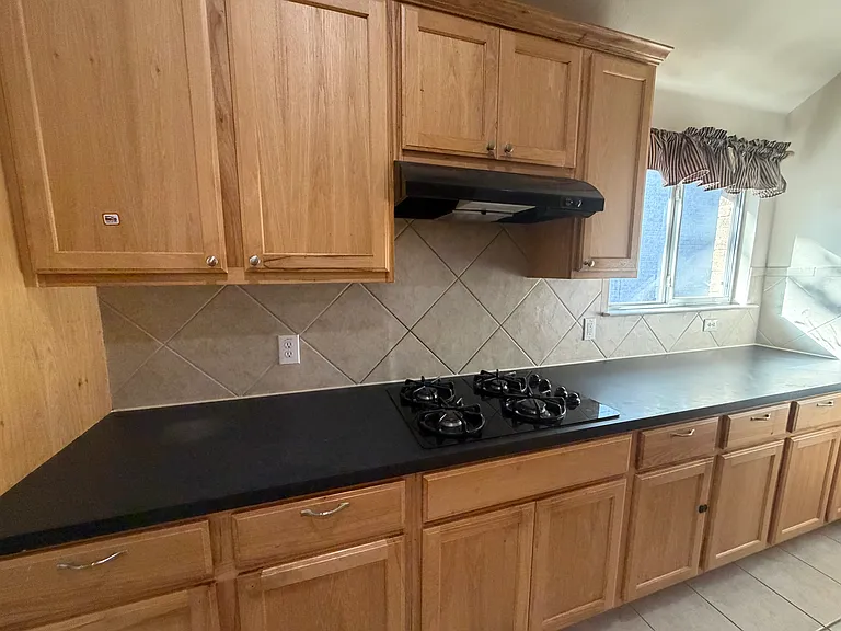 9712 Pasatiempo Dr — Photo 6
