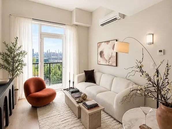 91 Bruckner Boulevard image 1 of 28
