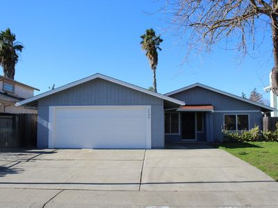 7904 Renton Way, Sacramento, CA, 95828